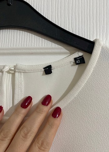 Düğmeli Beyaz Kadın elbise - Görsel 3