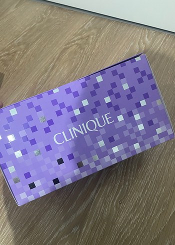 Clinique Clinique bakım makyaj seti orijinal boy 11 parça