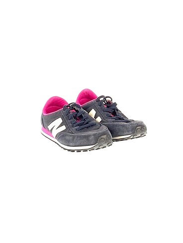 New Balance New Balance Spor Ayakkabı %70 İndirimli.