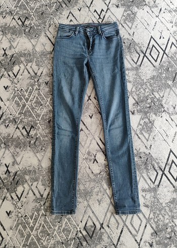 Colin's skiny jean