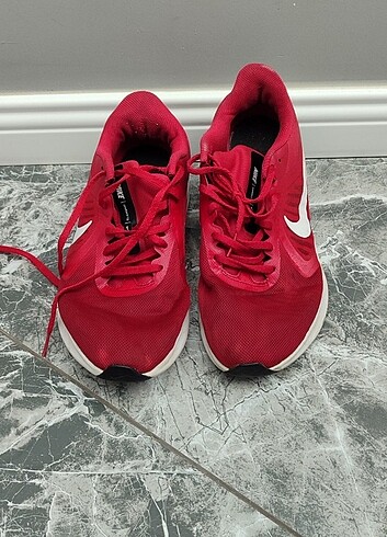 @NikeAirpegasus@Nike