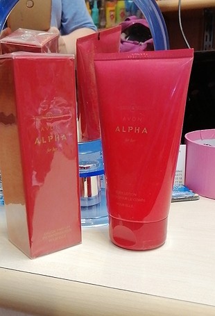 Avon ALPHA Parfüm Ve ALPHA Vücut Kremi