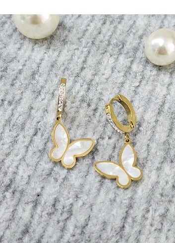 Çelik Gold taşlı kelebek küpe