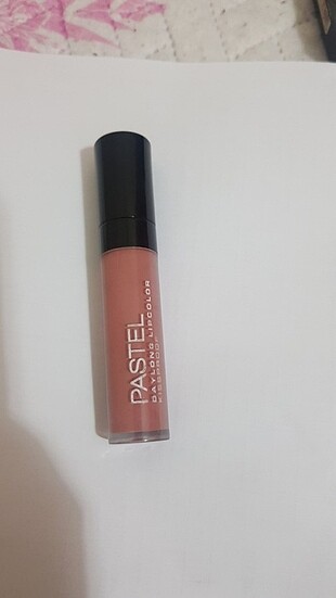 Pastel likit ruj