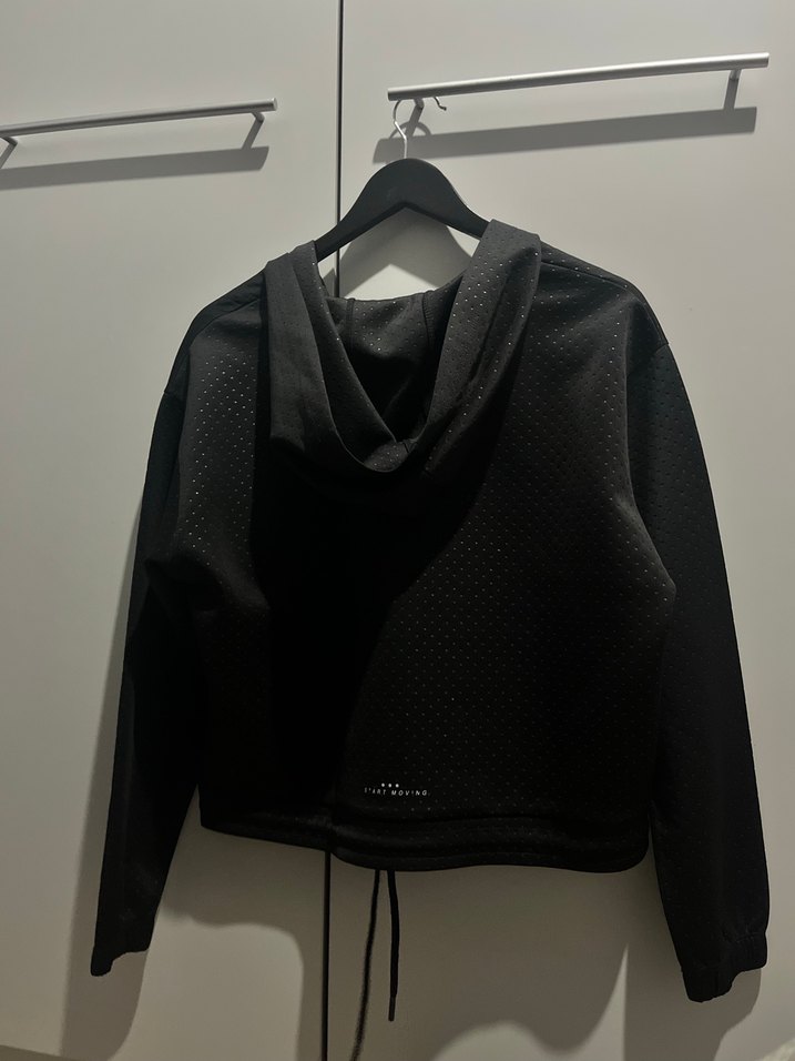 Siyah Yüksek Yakalı Fermuarlı Sweatshirt - Görsel 3