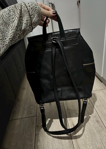 Kadın Siyah Deri Sırt Çantası - Görsel 7