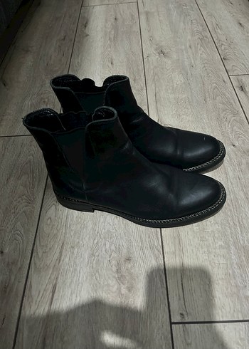 Siyah Deri Kadın Bot - Tokalı, Topuklu - Görsel 2