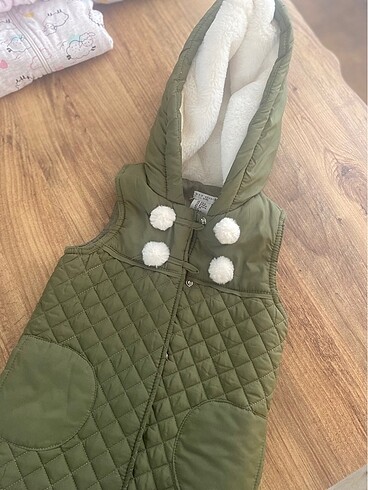 2yaş bebek mont , yelek