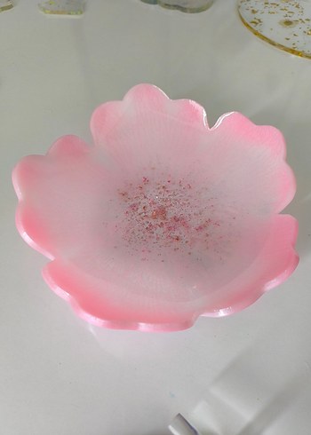 Pembe Şeffaf Çiçek Desenli Epoksi Kase - Görsel 3