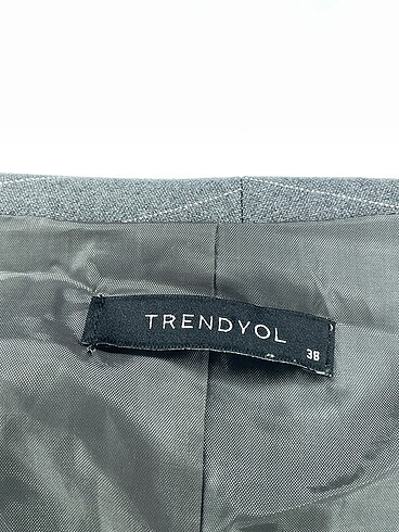 38 Beden gri Renk Trendyol & Milla Ceket %70 İndirimli.