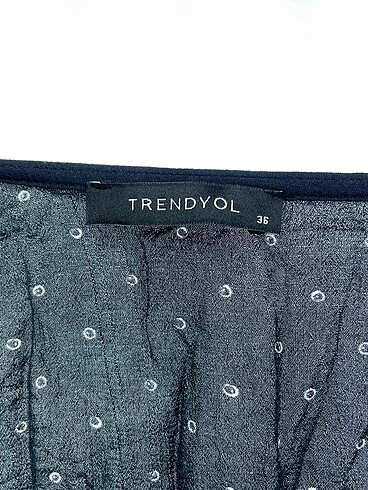 36 Beden lacivert Renk Trendyol & Milla Bluz %70 İndirimli.