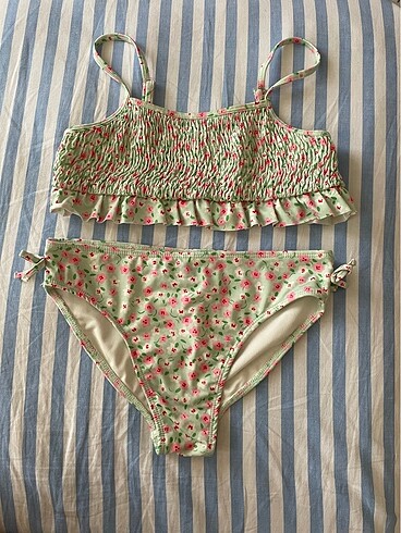 10 Yaş Beden Çocuk bikini takımı