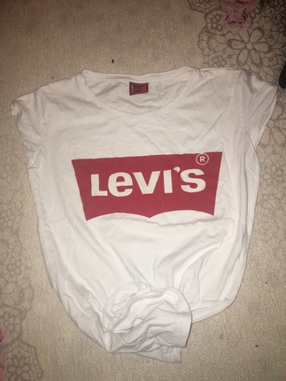 s Beden levis tisört