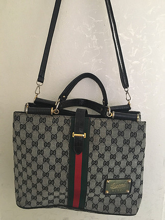 m Beden Gucci az kullanılmış ayarlanabilir içi 3bölmeli çanta
