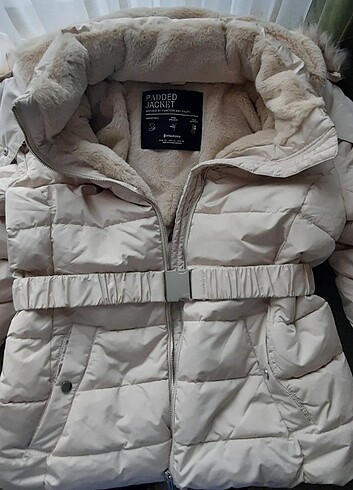 xl Beden STRADIVARIUS KAPŞÜŞONLU SU GEÇİRMEZ MONT