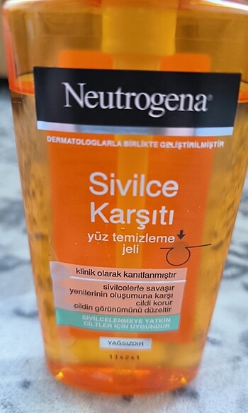 Neutrogena Yüz temizleme jeli