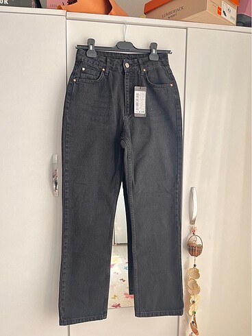 Trendyol & Milla Siyah Jean