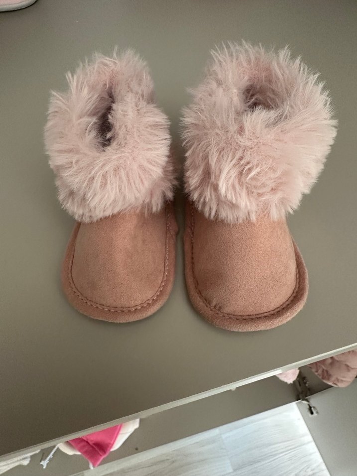 Kız Çocuk Pembe Kürklü bot - Görsel 2