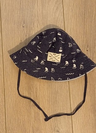 H&M bebek şapka
