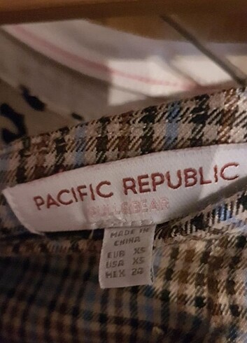 Pull and Bear Kareli mini etek