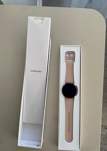 Beden Samsung Galaxy Watch4 Bej Akıllı Saat