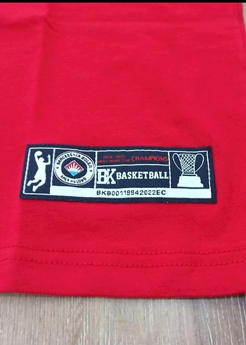 Renkli Basketbol Temalı Erkek Rozeti