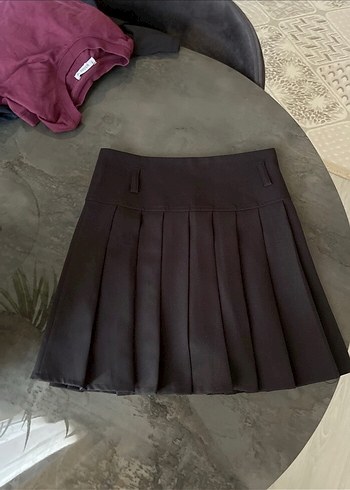 Siyah Pileli Mini Etek
