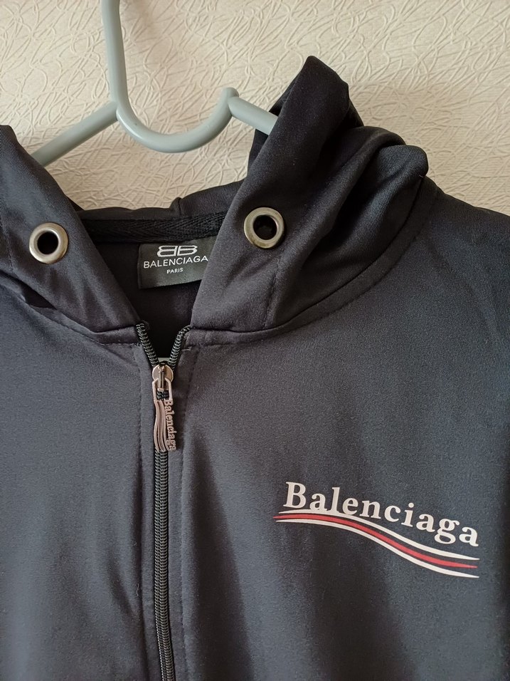 Balenciaga Siyah Kapüşonlu fermuarlı sweatshirt - Görsel 2