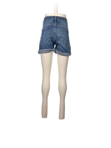 26 Beden LC Waikiki Jean / Kot Şort %70 İndirimli.