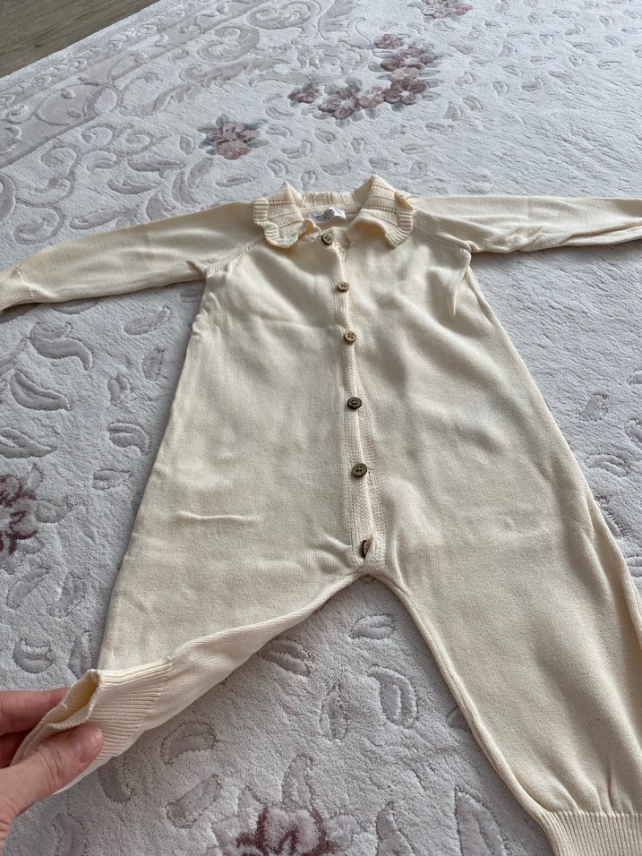 Bebek Kız Düğmeli Beyaz triko Tulum - Görsel 2