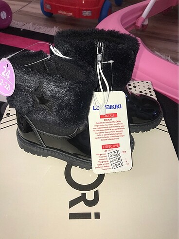 LC Waikiki Kız cocuk bot