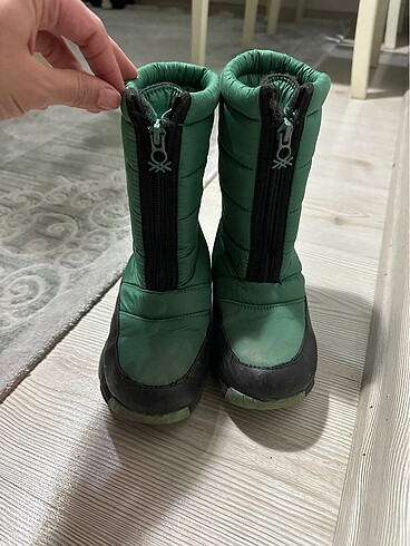 34 Beden Benetton 34 numara çocuk bot