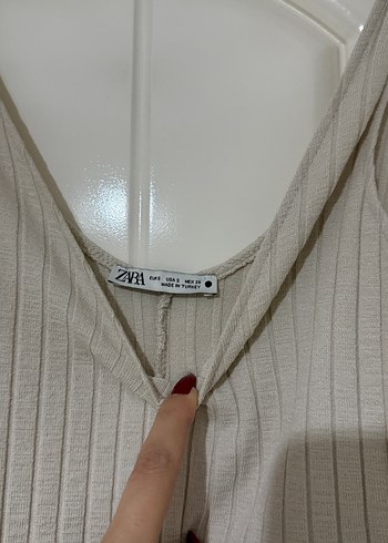 Bej V Yaka Uzun İnce Elbise - Görsel 3