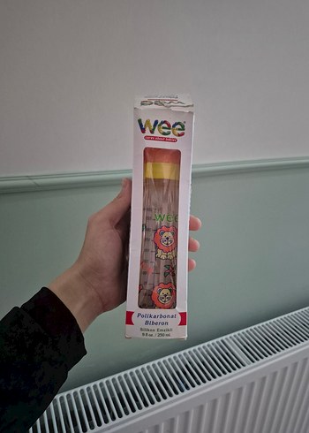 Wee marka Turuncu Kapaklı Renkli Bebek Biberonu - Görsel 2