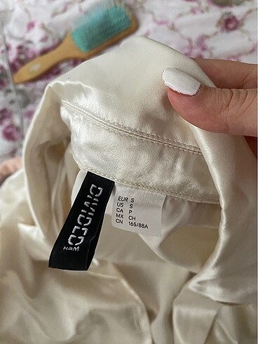 H&M saten gömlek h&m