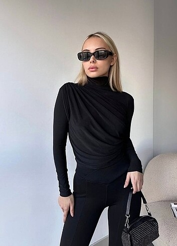 Drapeli sandy bluz S-M-L-XL bedenleri mevcut 