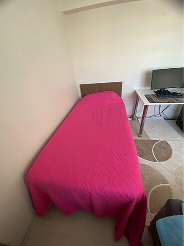 Pembe Yatak Örtüsü