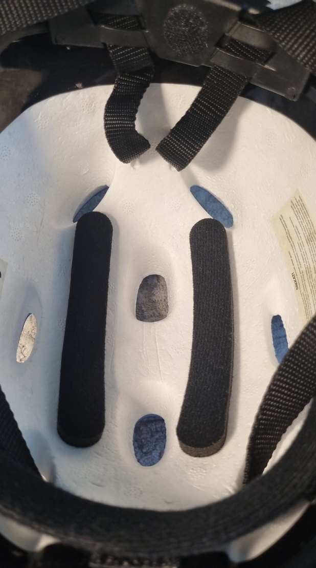 Mavi Baskılı Hattrick Bisiklet Kaskı (Temiz Durumda) - Görsel 4