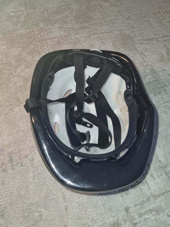 Mavi Baskılı Hattrick Bisiklet Kaskı (Temiz Durumda) - Görsel 2