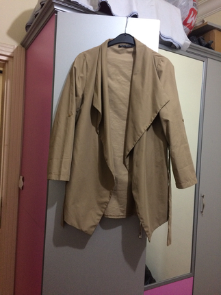 Mevsimlik trenchcoat