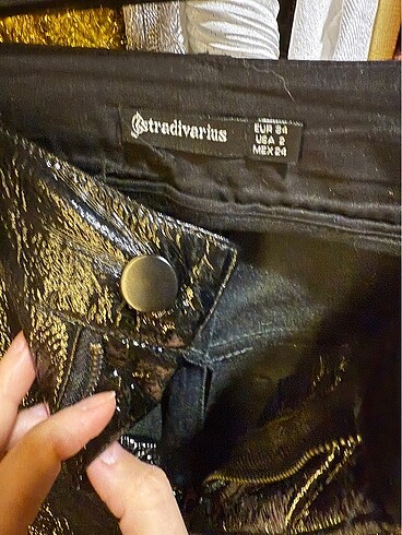 Stradivarius Parlak pant