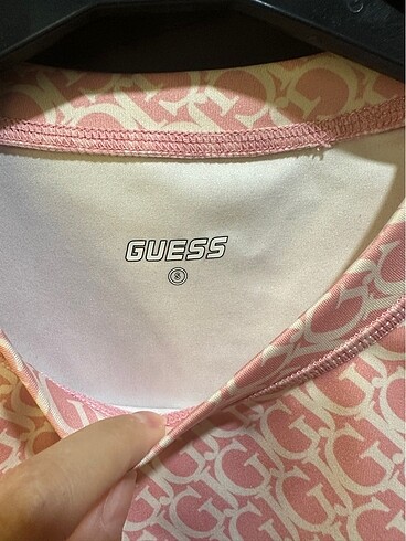 Guess Guess takım