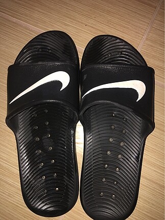 Nike terlik