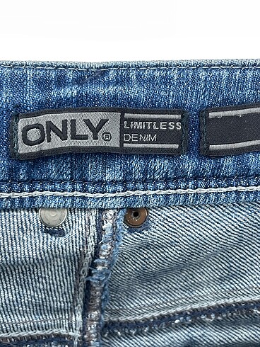 29 Beden çeşitli Renk Only Jean / Kot %70 İndirimli.