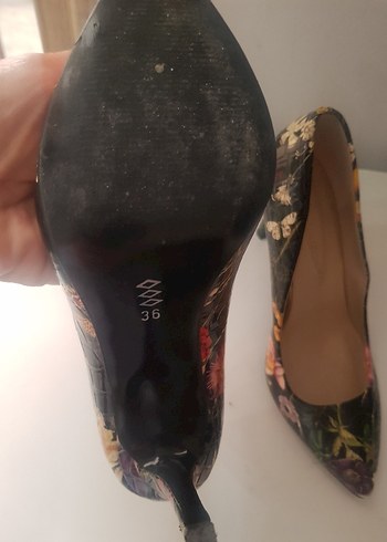 Çiçek Desenli Klasik Stiletto Topuklu Ayakkabı - Görsel 6