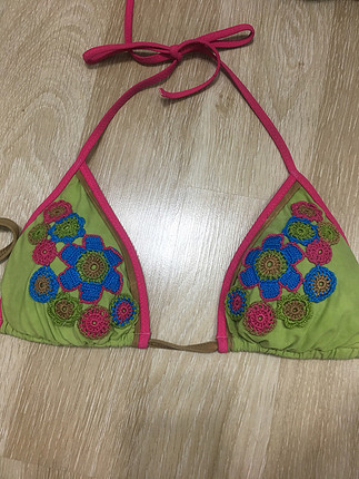 Rengarenk bikini üstü