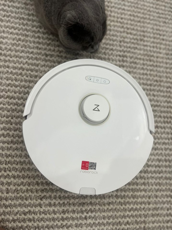 Beyaz Robot Süpürge - Görsel 4