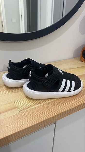 25 Beden Adidas sandalet