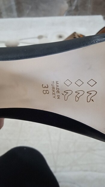 38 Beden Stiletto 
