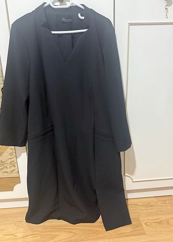 Düğmeli Siyah Midi elbise Satıldı - Görsel 4